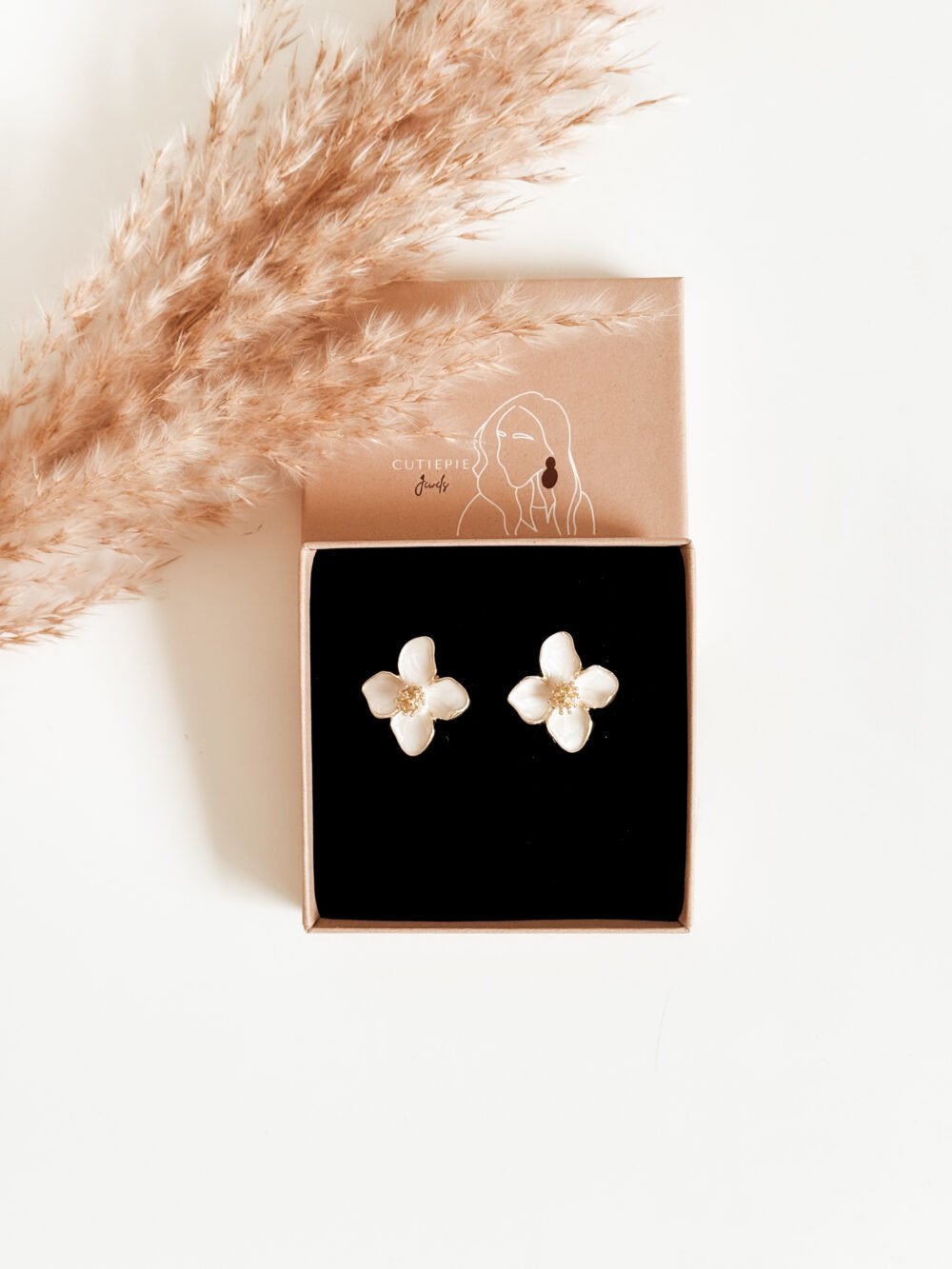 Lotus | White Gold